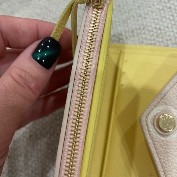 LOUIS VUITTON VICTORINE WALLET - Picture 3 of 8